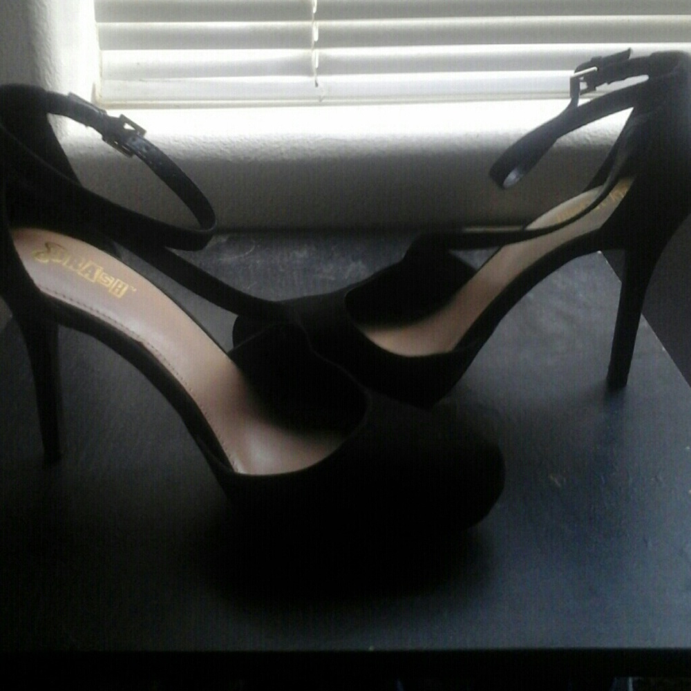 Black heels